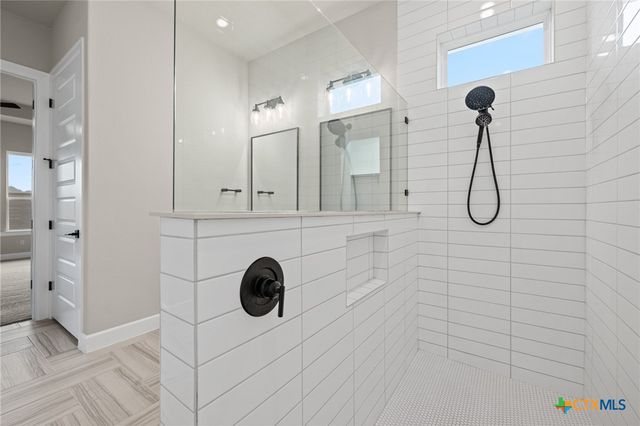 220 Monterey Oak Trail, Georgetown, TX 78628