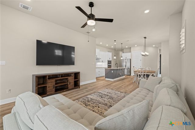 220 Monterey Oak Trail, Georgetown, TX 78628