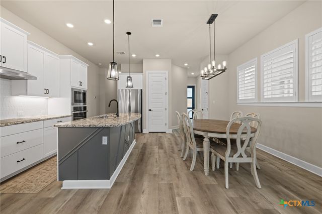 220 Monterey Oak Trail, Georgetown, TX 78628