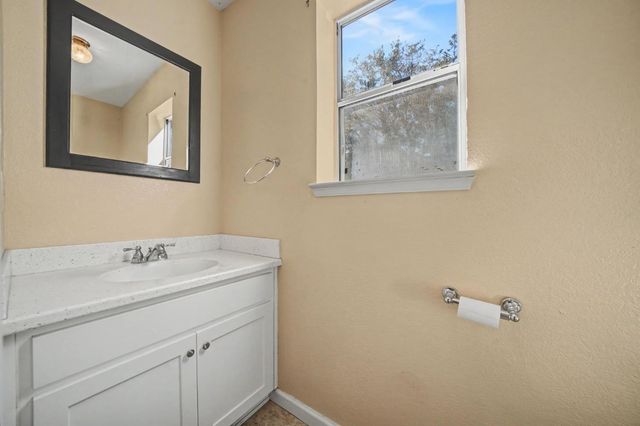 17050 Rams Horn Grade, Volcano, CA 95689