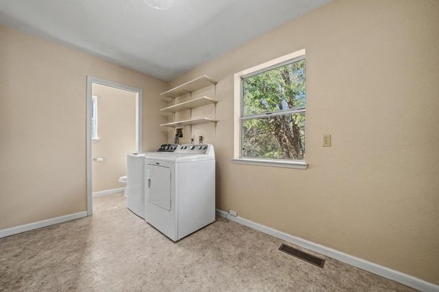 17050 Rams Horn Grade, Volcano, CA 95689