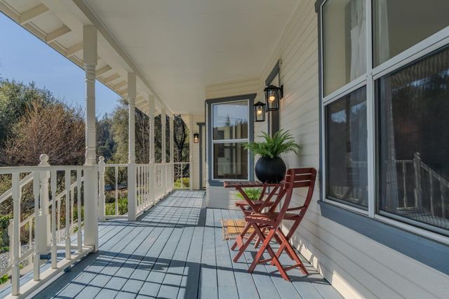 17050 Rams Horn Grade, Volcano, CA 95689