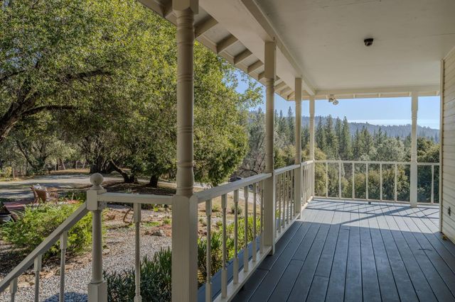 17050 Rams Horn Grade, Volcano, CA 95689