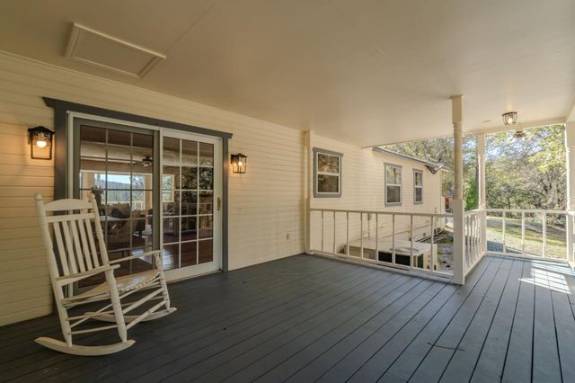 17050 Rams Horn Grade, Volcano, CA 95689