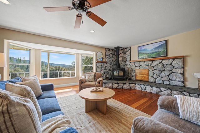 17050 Rams Horn Grade, Volcano, CA 95689