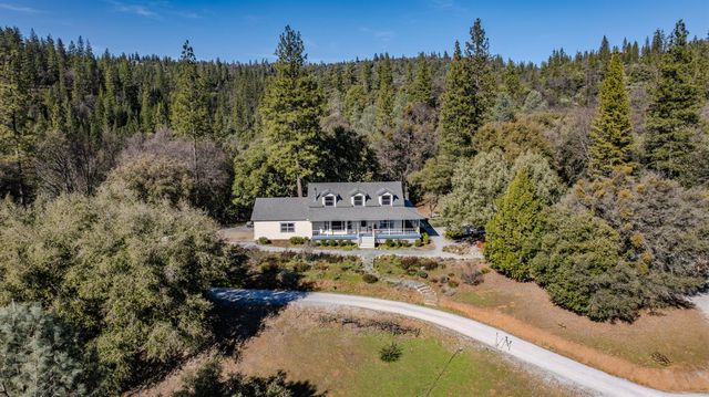 17050 Rams Horn Grade, Volcano, CA 95689