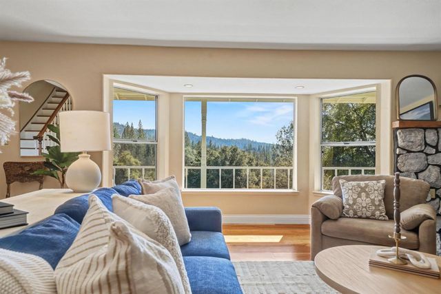 17050 Rams Horn Grade, Volcano, CA 95689