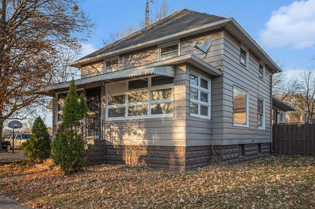 111 River Drive, Three Rivers City, MI 49093
