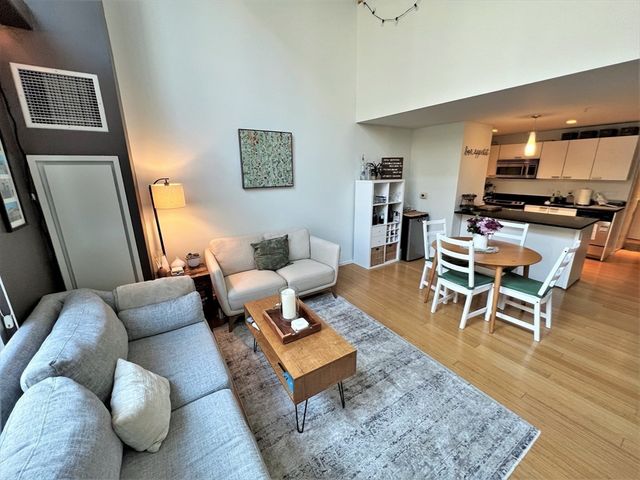 1 Earhart 113, Cambridge, MA 02141