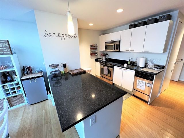 1 Earhart 113, Cambridge, MA 02141