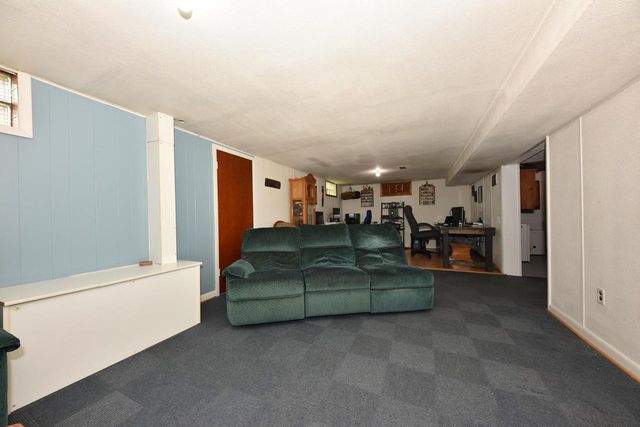 819 S 90th STREET, West Allis, WI 53214