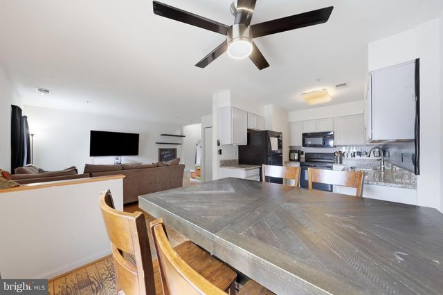 125 HEATHFIELD DR, Frederick, MD 21702