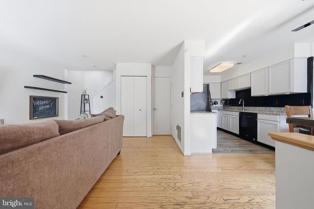 125 HEATHFIELD DR, Frederick, MD 21702