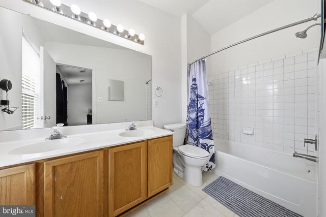 125 HEATHFIELD DR, Frederick, MD 21702
