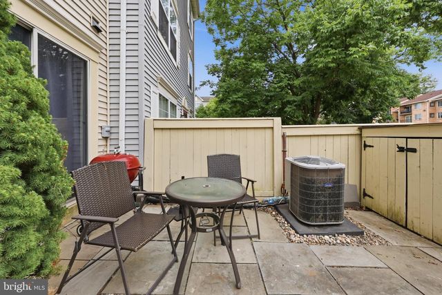 125 HEATHFIELD DR, Frederick, MD 21702
