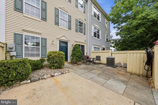 125 HEATHFIELD DR, Frederick, MD 21702