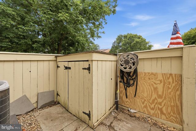 125 HEATHFIELD DR, Frederick, MD 21702
