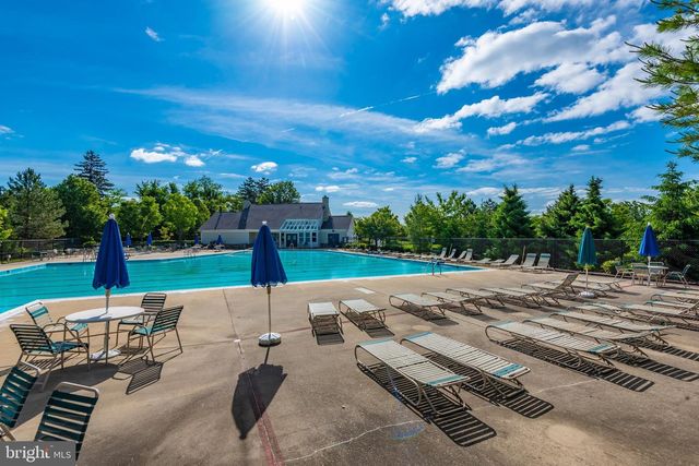 125 HEATHFIELD DR, Frederick, MD 21702