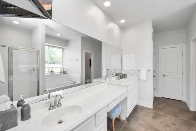 9214 Meadow Branch Court, Houston, TX 77095