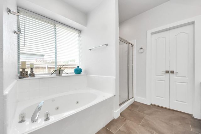 9214 Meadow Branch Court, Houston, TX 77095