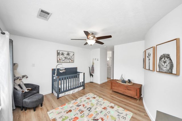 9214 Meadow Branch Court, Houston, TX 77095