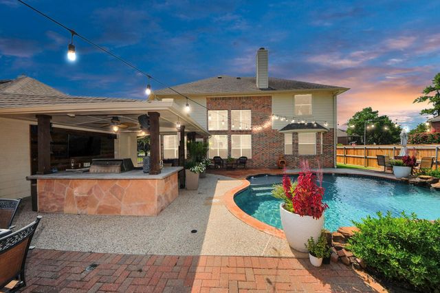 9214 Meadow Branch Court, Houston, TX 77095