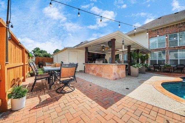 9214 Meadow Branch Court, Houston, TX 77095