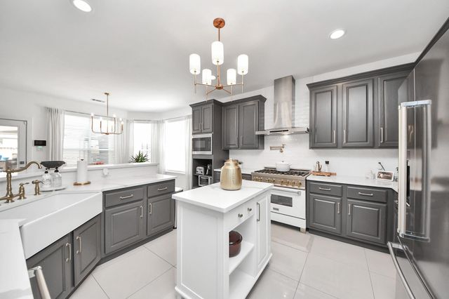 9214 Meadow Branch Court, Houston, TX 77095