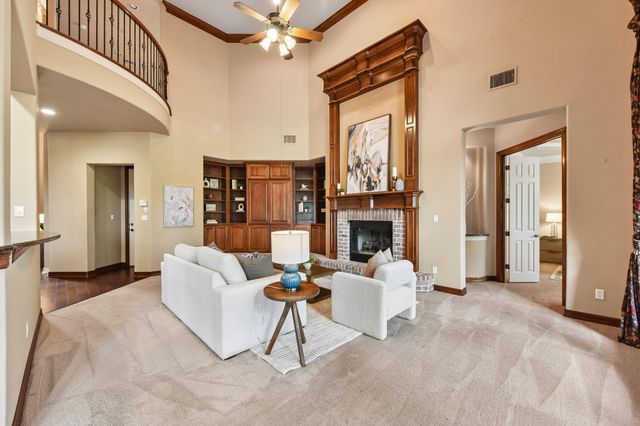 10500 Avery Club DR 10, Austin, TX 78717
