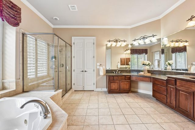 10500 Avery Club DR 10, Austin, TX 78717