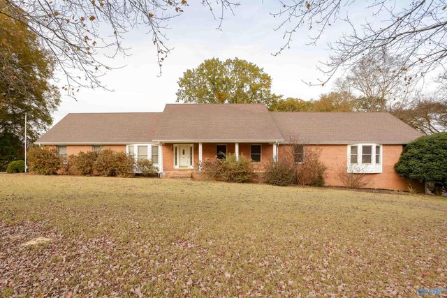 7607 Lakewood Drive, Florence, AL 35634