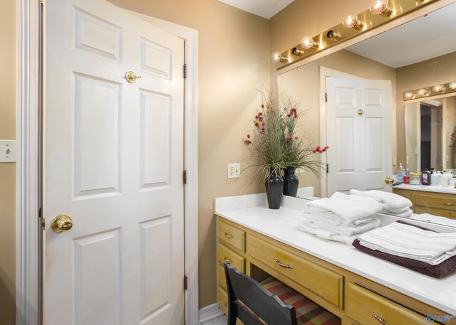 7607 Lakewood Drive, Florence, AL 35634