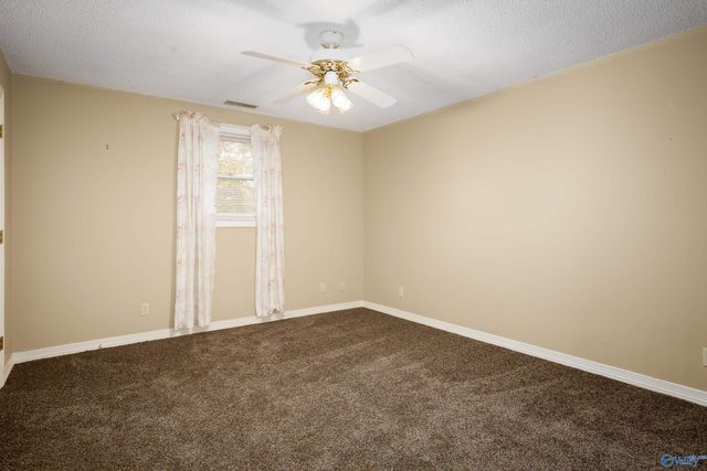 7607 Lakewood Drive, Florence, AL 35634