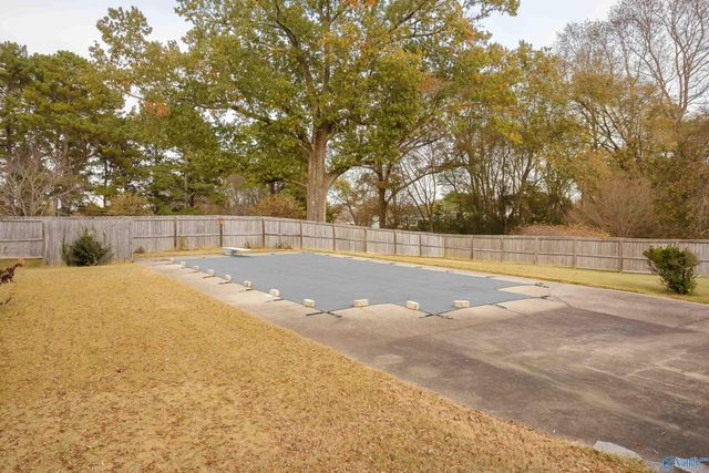 7607 Lakewood Drive, Florence, AL 35634