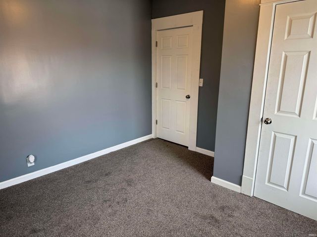 1302 Busseron Street, Vincennes, IN 47591