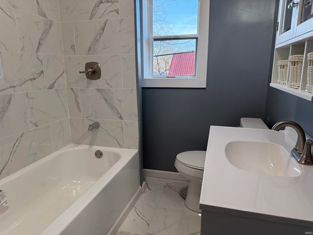 1302 Busseron Street, Vincennes, IN 47591