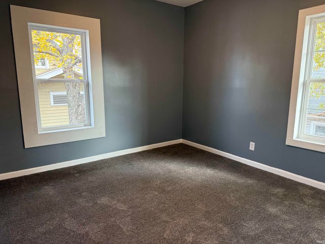 1302 Busseron Street, Vincennes, IN 47591