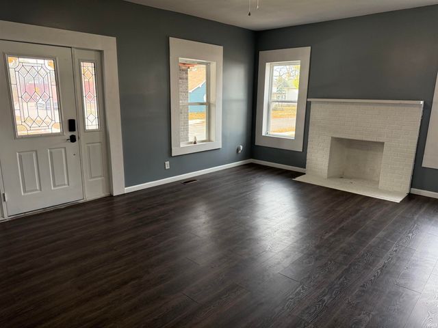 1302 Busseron Street, Vincennes, IN 47591