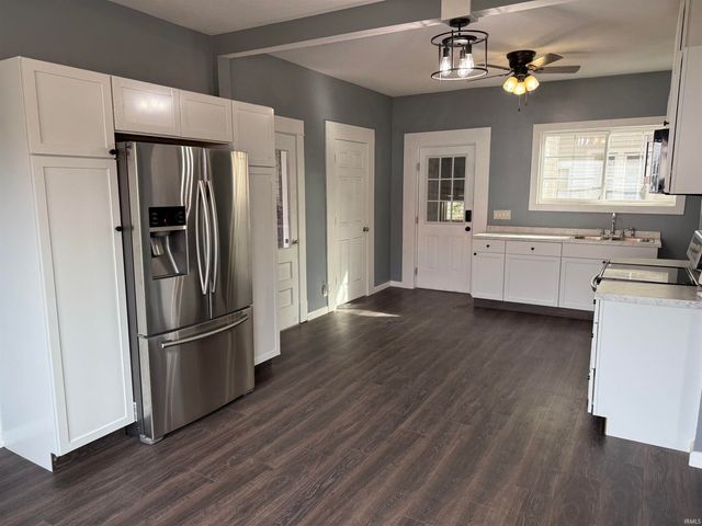 1302 Busseron Street, Vincennes, IN 47591