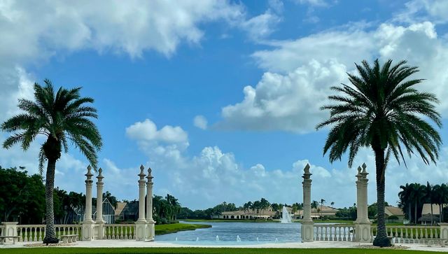 9881 Casa Mar Drive, Lake Worth, FL 33467