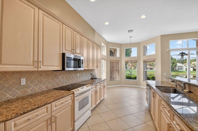 9881 Casa Mar Drive, Lake Worth, FL 33467