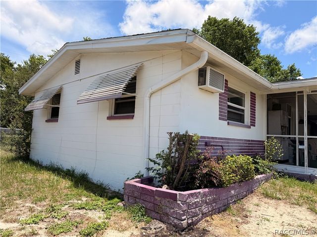 66 S Washington Street, Beverly Hills, FL 34465