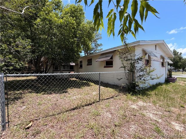 66 S Washington Street, Beverly Hills, FL 34465