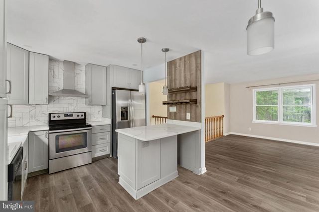 11902 PLANTATION DR, Spotsylvania, VA 22551