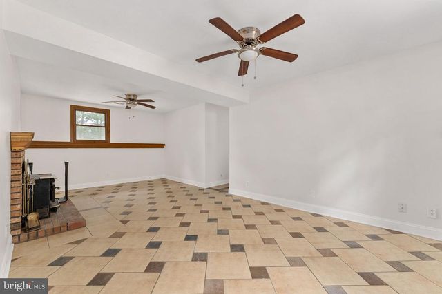 11902 PLANTATION DR, Spotsylvania, VA 22551
