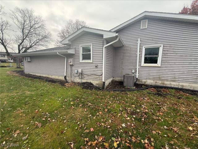 454 Garver Drive, Youngstown, OH 44512