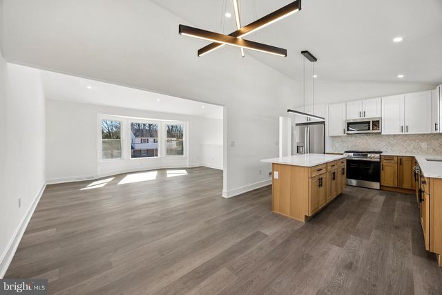 259 GLENN AVE, Lawrenceville, NJ 08648