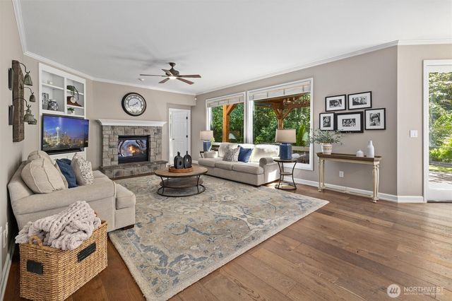 26555 SE 15th Street, Sammamish, WA 98075