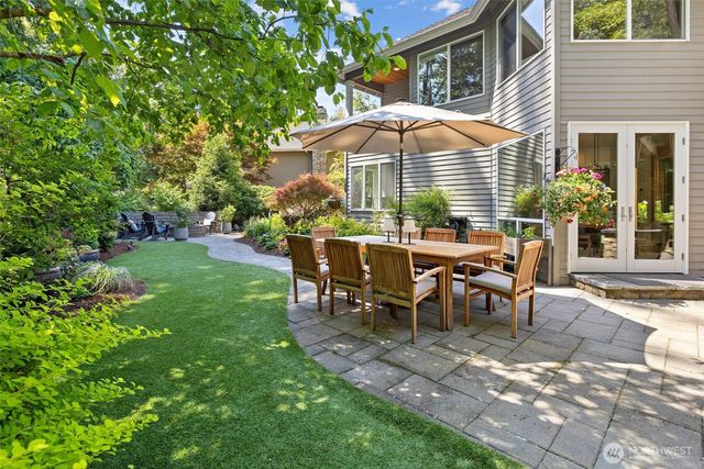 26555 SE 15th Street, Sammamish, WA 98075