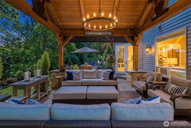 26555 SE 15th Street, Sammamish, WA 98075